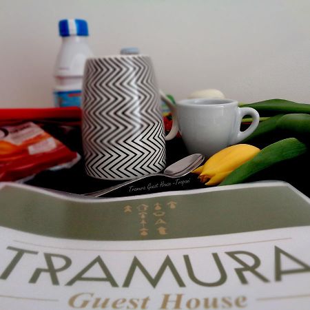 טרפאני Tramura Guest House מראה חיצוני תמונה