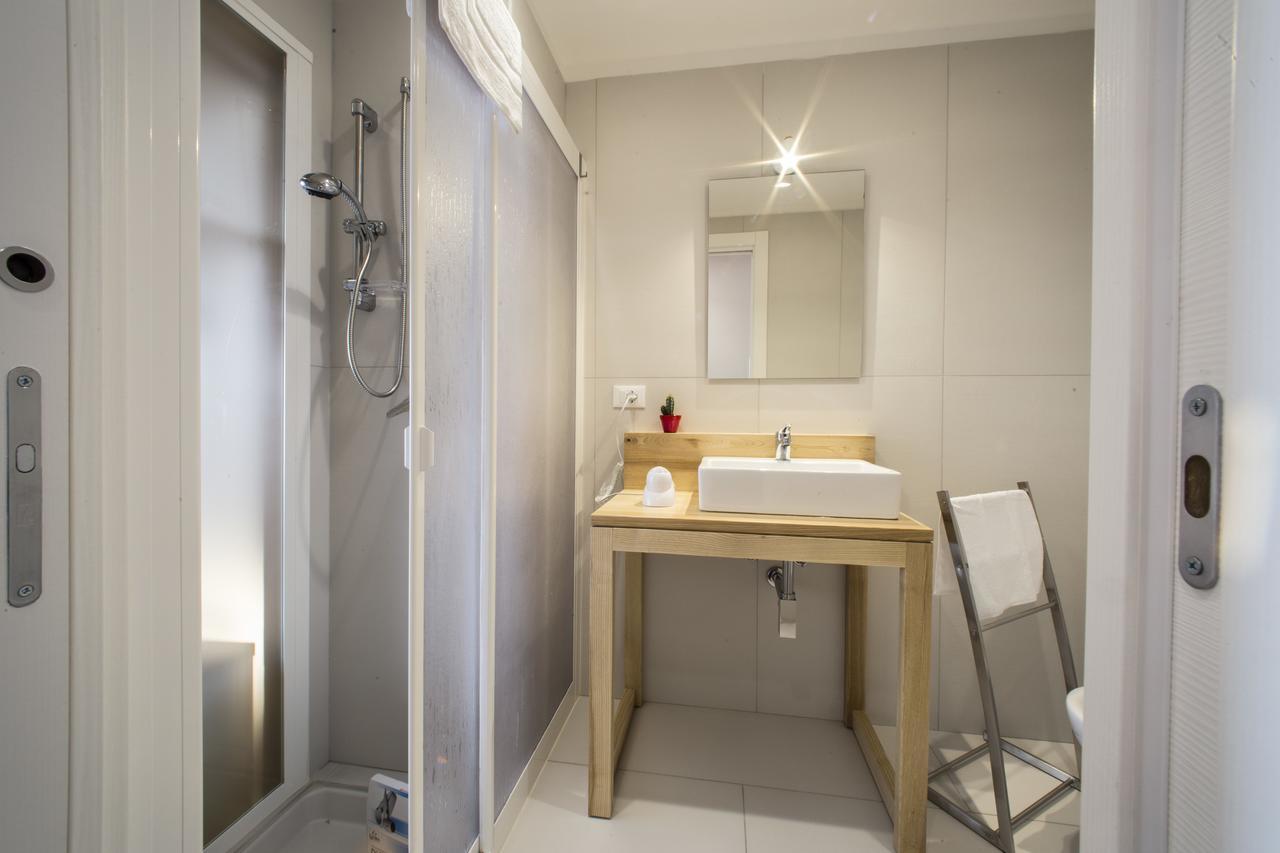 טרפאני Tramura Guest House מראה חיצוני תמונה